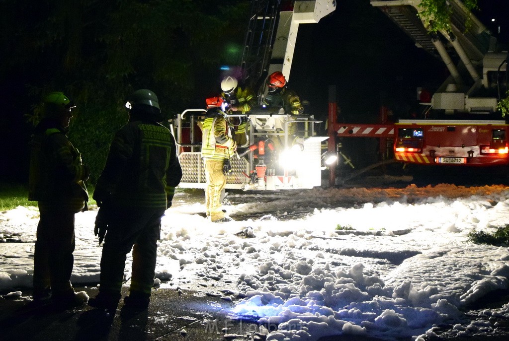 Grossfeuer Einfamilienhaus Siegburg Muehlengrabenstr P0647.JPG - Miklos Laubert